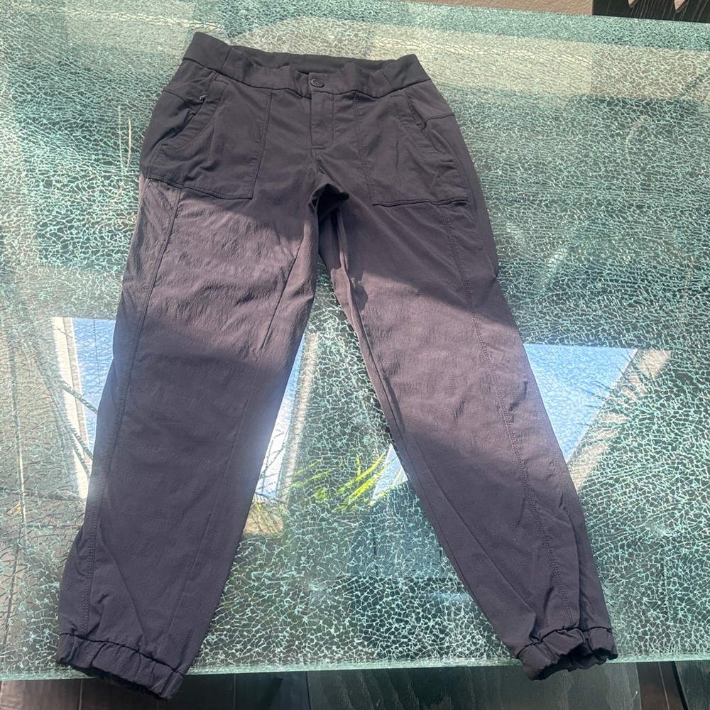 Athleta Black Jogger Pants. Size 2